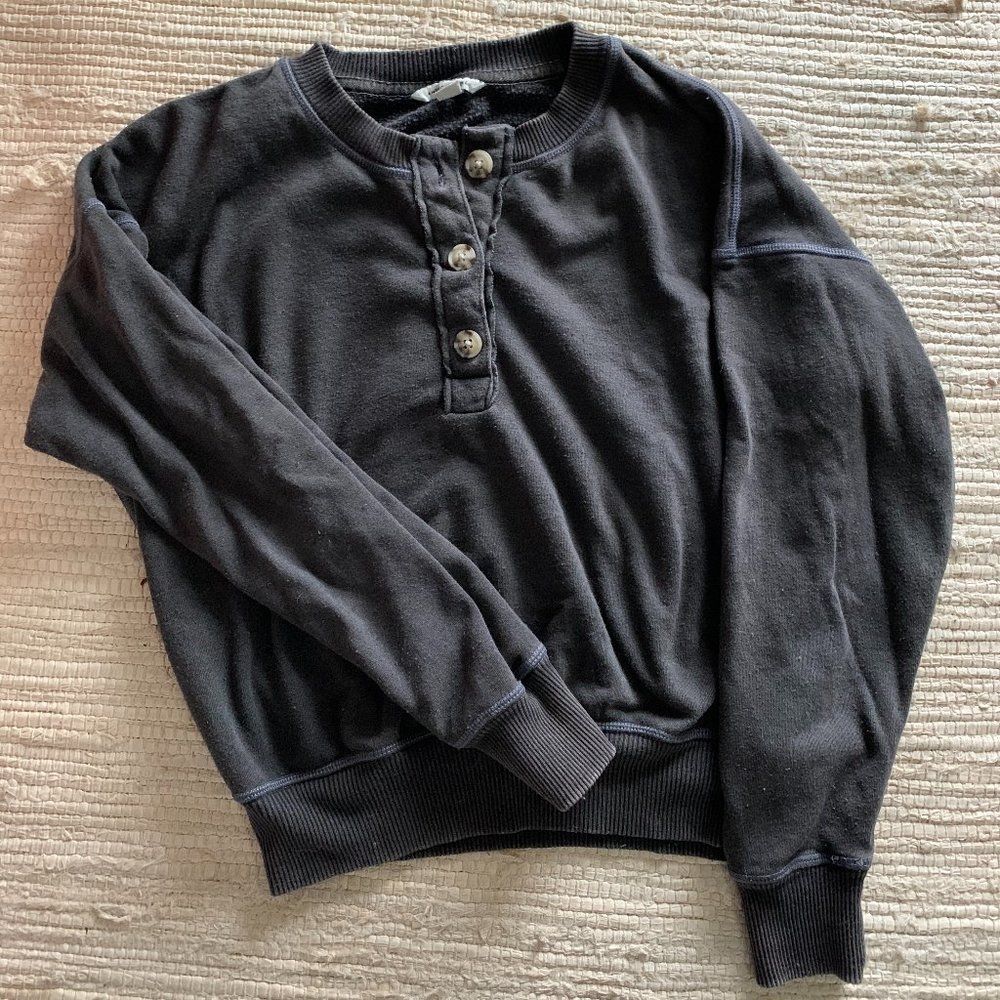 AE Button Collar Sweatshirt